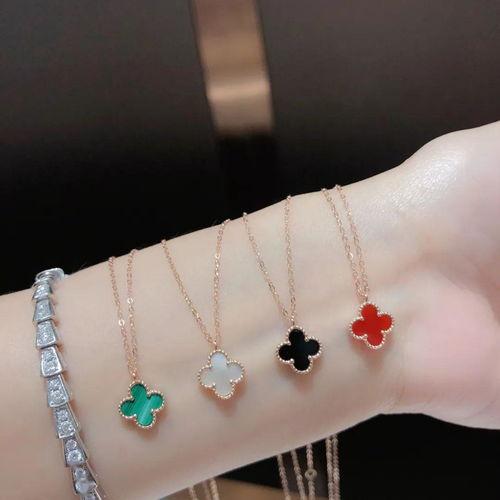 网红四叶草项链,时尚潮流的璀璨明珠